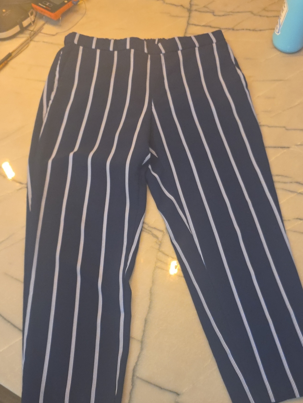 Old Navy Navy Vertical Stripe Cropped Pants